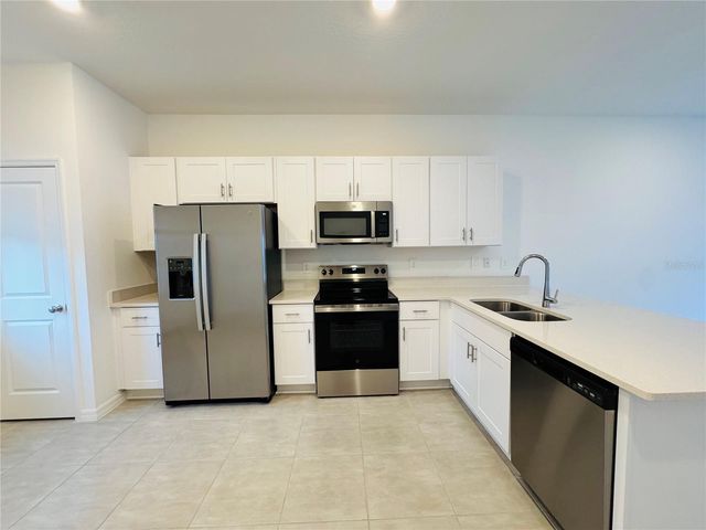 2923 SKYLINE LOOP, Kissimmee, FL 34758