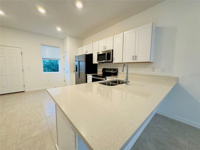 2923 SKYLINE LOOP, Kissimmee, FL 34758