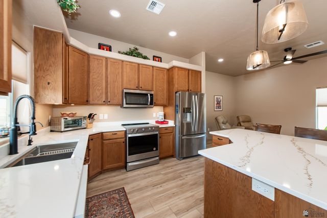 14683 S 48 Dr, Yuma, AZ 85367