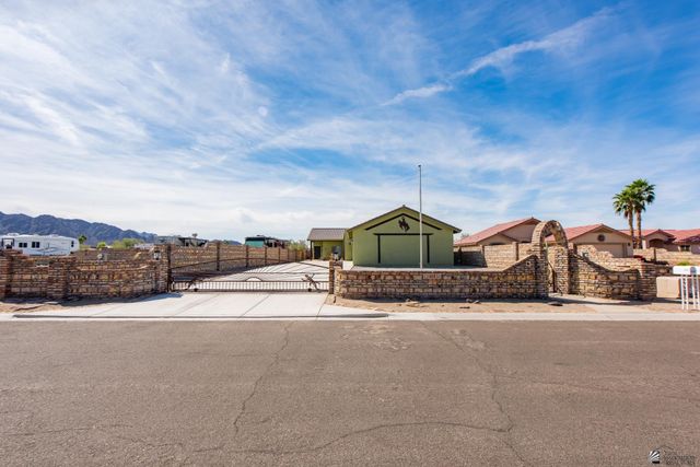 14683 S 48 Dr, Yuma, AZ 85367