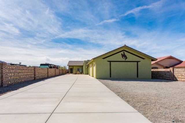 14683 S 48 Dr, Yuma, AZ 85367