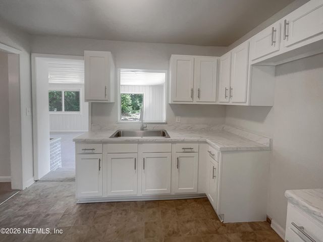 2936 VAN GUNDY Road, Jacksonville, FL 32208