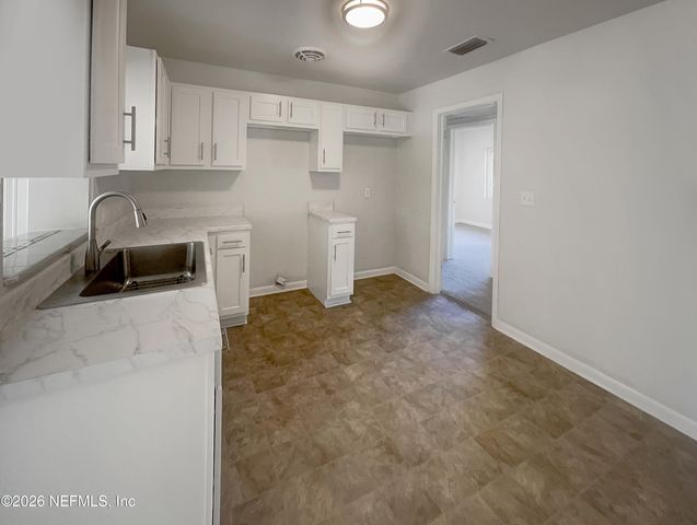 2936 VAN GUNDY Road, Jacksonville, FL 32208