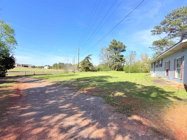 16508 E FM 1716, Henderson, TX 75652
