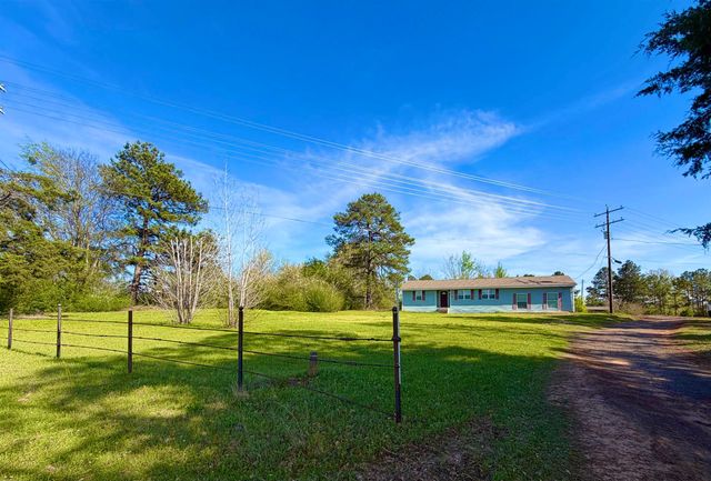 16508 E FM 1716, Henderson, TX 75652