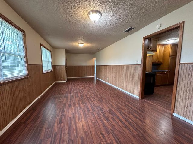 16508 E FM 1716, Henderson, TX 75652