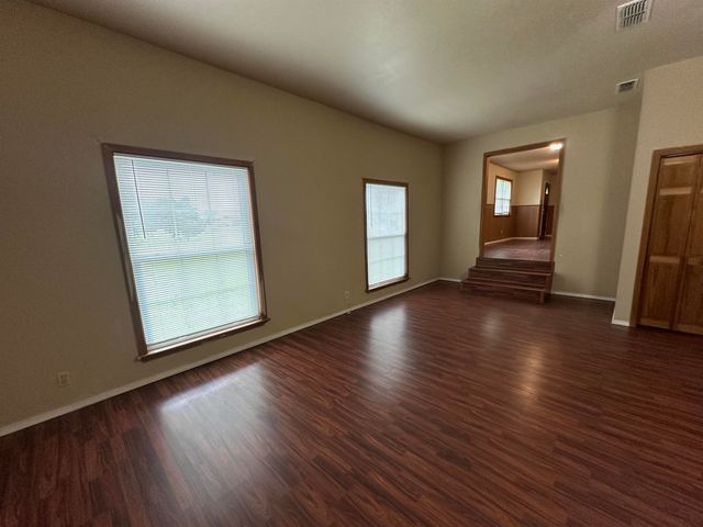 16508 E FM 1716, Henderson, TX 75652