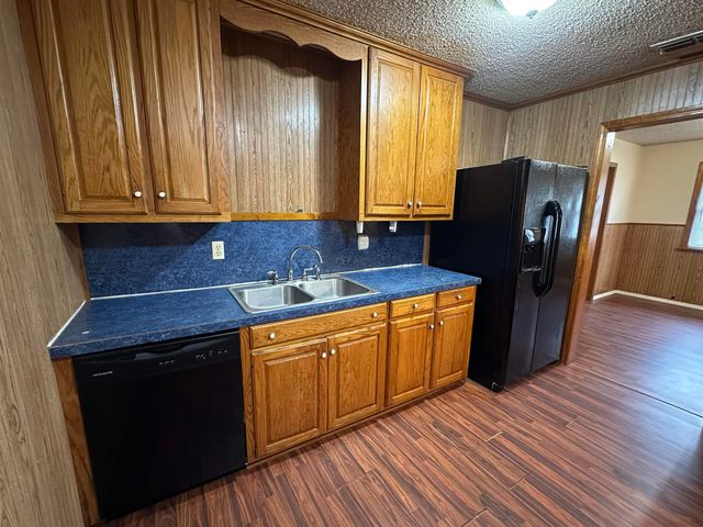 16508 E FM 1716, Henderson, TX 75652