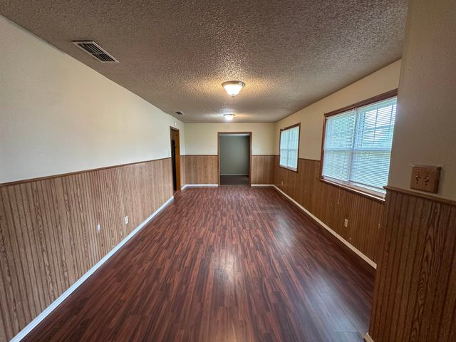 16508 E FM 1716, Henderson, TX 75652