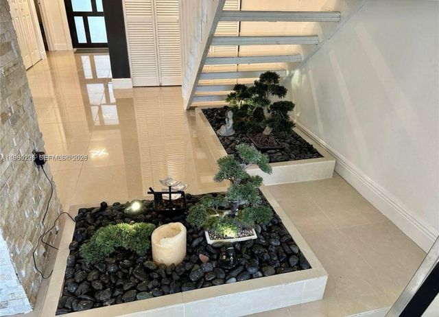 10640 SW 75th Ln 0, Miami, FL 33173