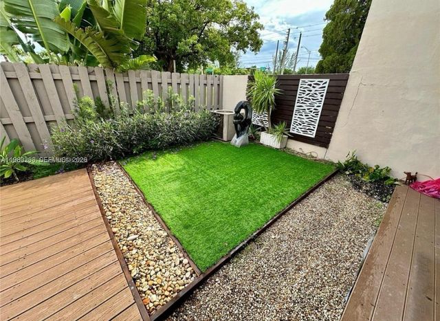 10640 SW 75th Ln 0, Miami, FL 33173