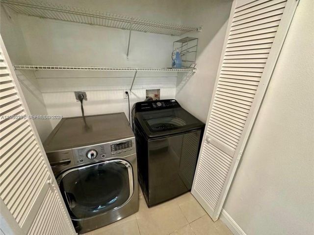 10640 SW 75th Ln 0, Miami, FL 33173