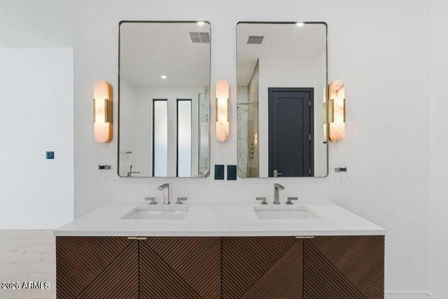 3106 N VALENCIA Lane, Phoenix, AZ 85018