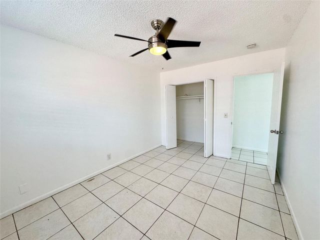 147 W 17th Street, Riviera Beach, FL 33404
