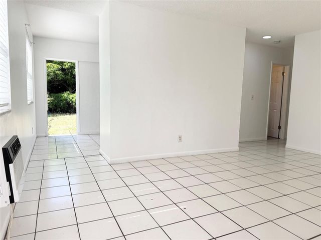 147 W 17th Street, Riviera Beach, FL 33404