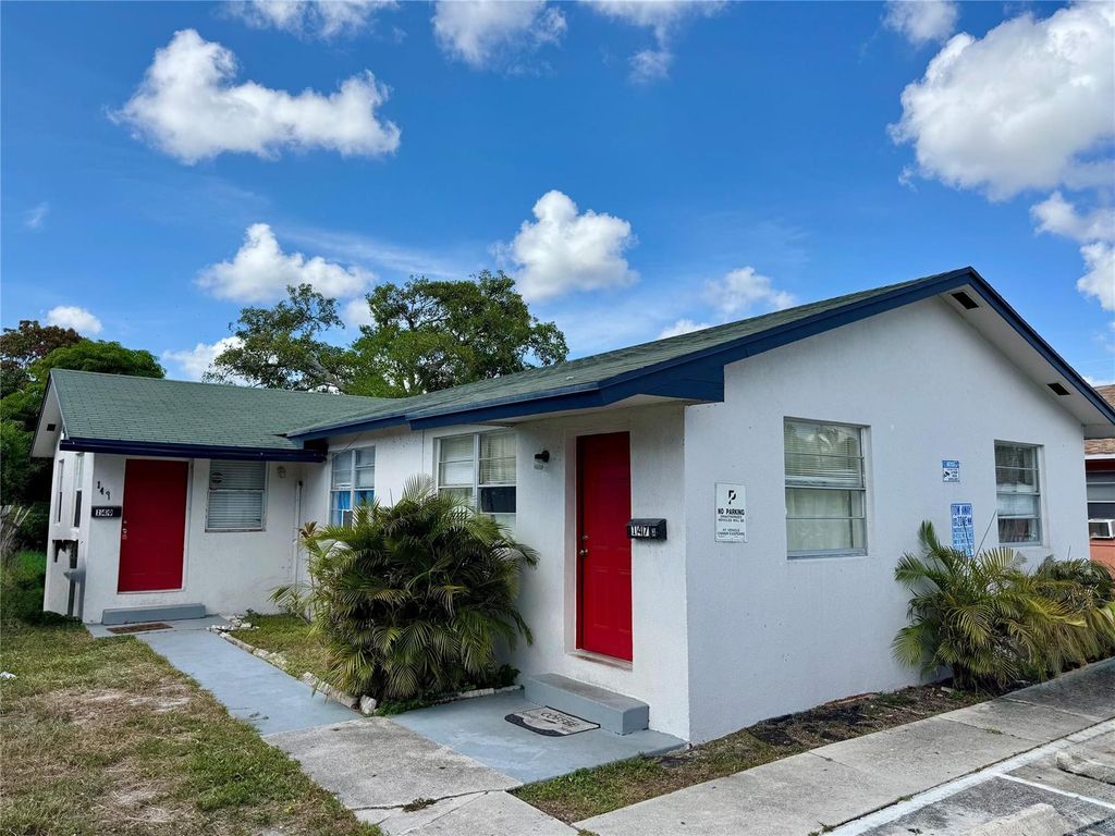 147 W 17th Street, Riviera Beach, FL 33404