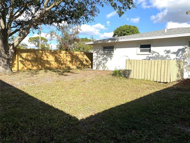 2403 BROWNING STREET, Sarasota, FL 34237