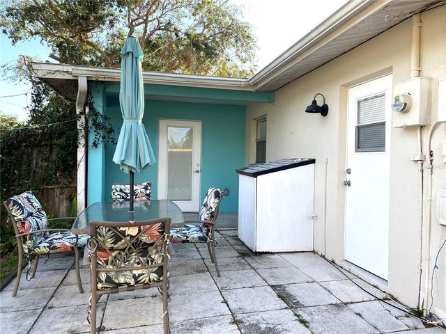 2403 BROWNING STREET, Sarasota, FL 34237