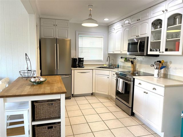 2403 BROWNING STREET, Sarasota, FL 34237
