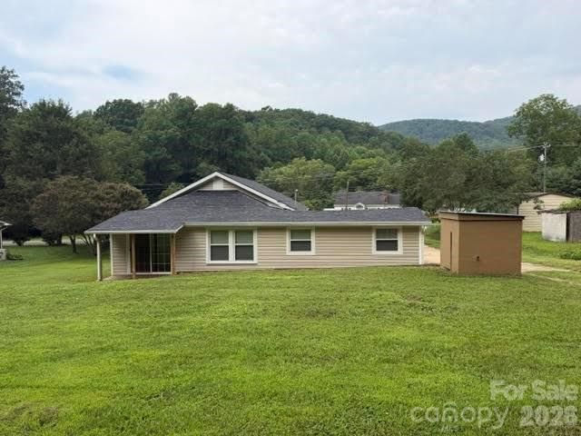299 US 221 Highway S, Marion, NC 28752