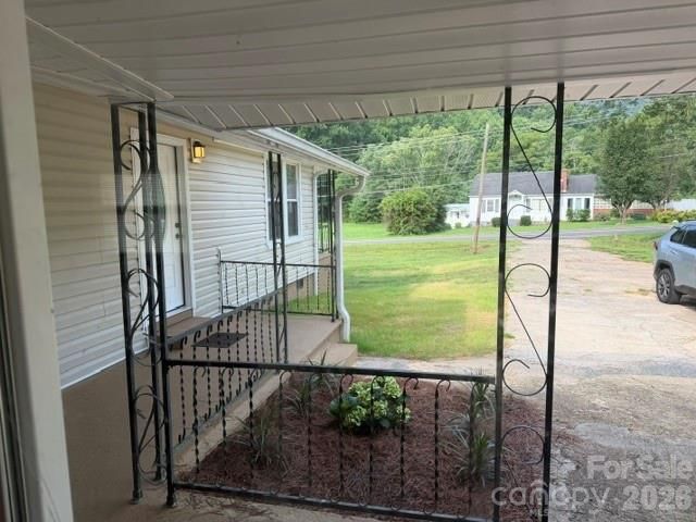 299 US 221 Highway S, Marion, NC 28752