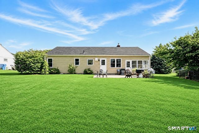 82 Weaver Road, Manchester, CT 06042