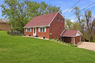 12309 Linshan Dr, North Huntingdon, PA 15642