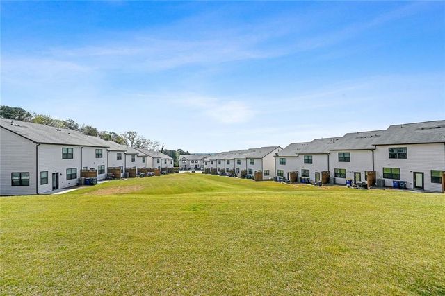 200 Mountain Rest Court SE, Mableton, GA 30126