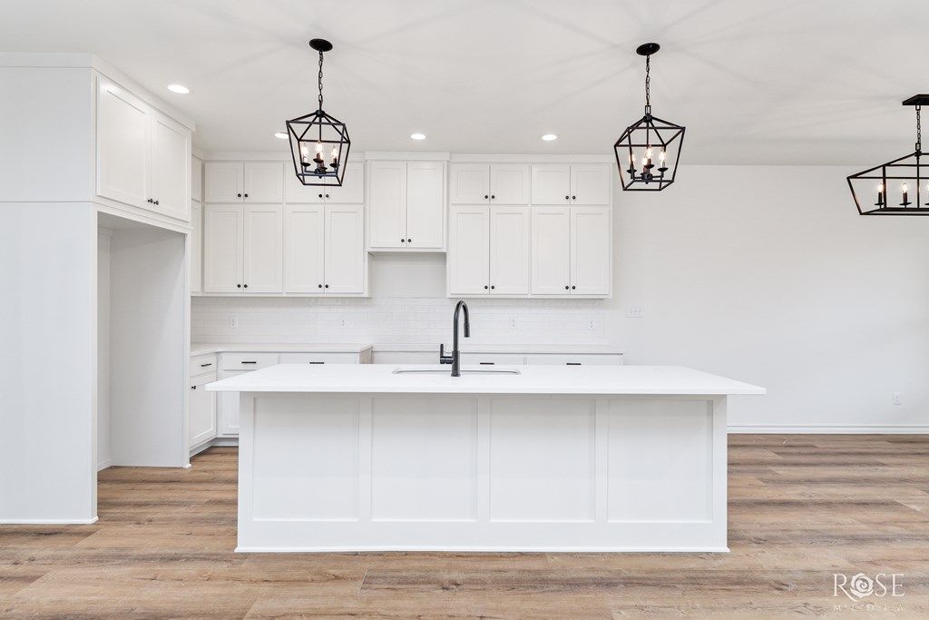 Image 12 of property listing at 5441 Riviera Lane, San Angelo, TX 76904