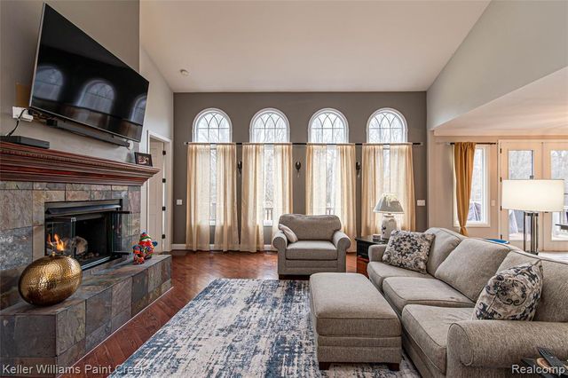 4998 Menominee Lane, Clarkston, MI 48348