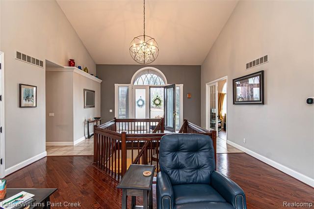 4998 Menominee Lane, Clarkston, MI 48348