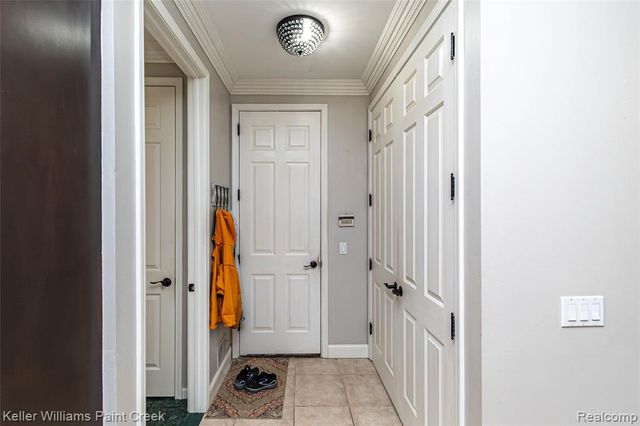 4998 Menominee Lane, Clarkston, MI 48348