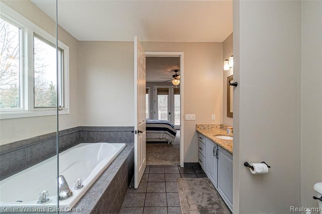 4998 Menominee Lane, Clarkston, MI 48348