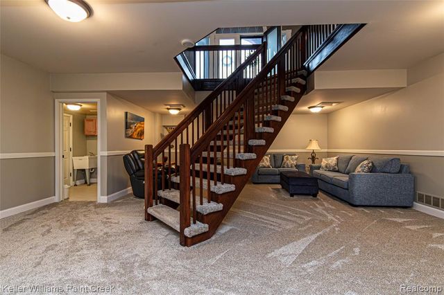 4998 Menominee Lane, Clarkston, MI 48348