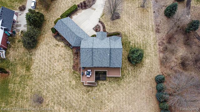 4998 Menominee Lane, Clarkston, MI 48348