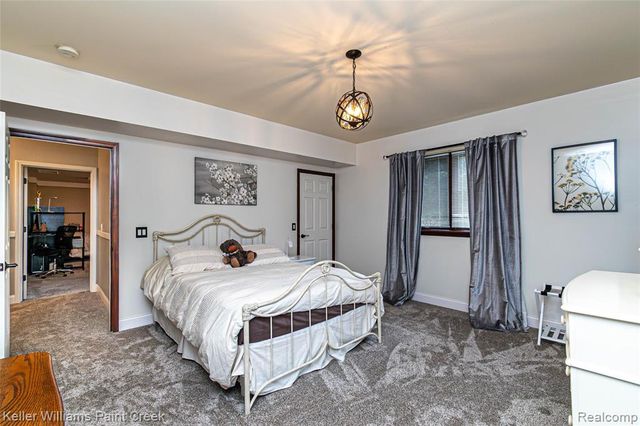 4998 Menominee Lane, Clarkston, MI 48348