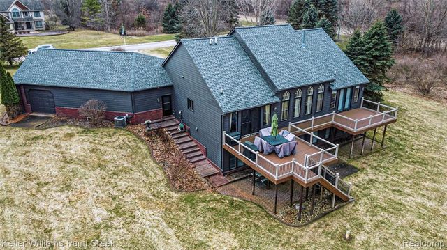 4998 Menominee Lane, Clarkston, MI 48348