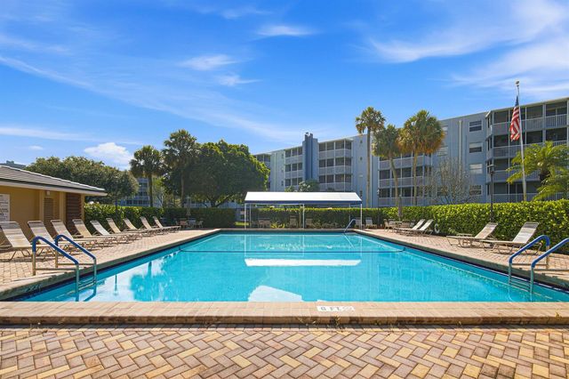 5201 NW 2nd Avenue 2130, Boca Raton, FL 33487