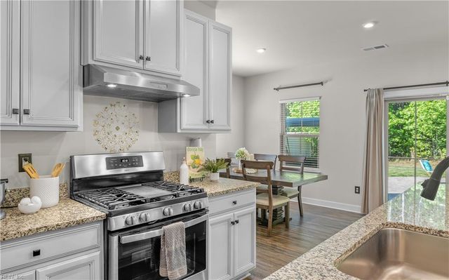 110 Musket CIR, Suffolk, VA 23434