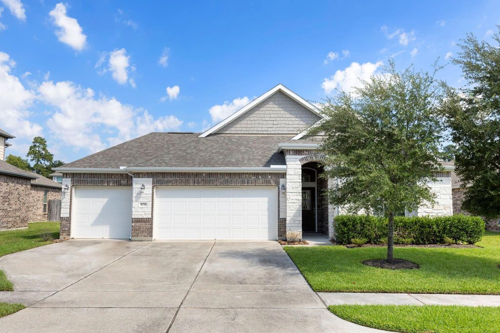 8731 Ute Creek Lane, Magnolia, TX 77354