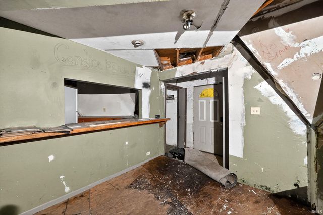 2311 Highland Avenue, South Bend, IN 46613