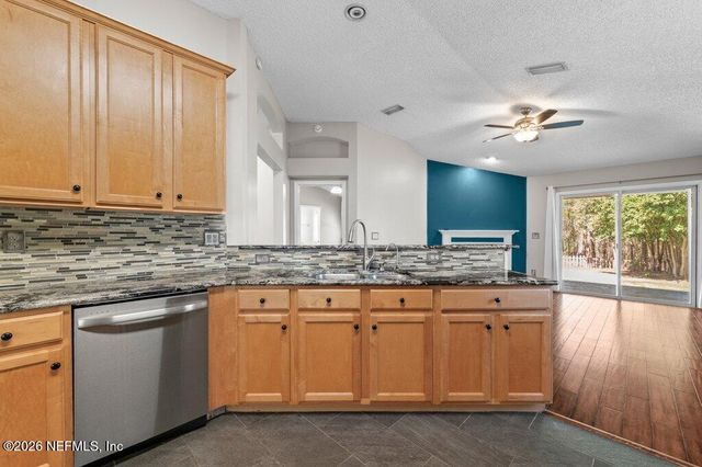 1564 BACKWATER Drive, Middleburg, FL 32068