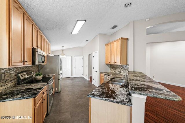 1564 BACKWATER Drive, Middleburg, FL 32068