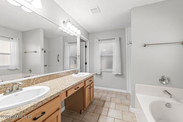 1564 BACKWATER Drive, Middleburg, FL 32068