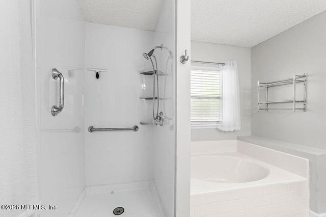 1564 BACKWATER Drive, Middleburg, FL 32068