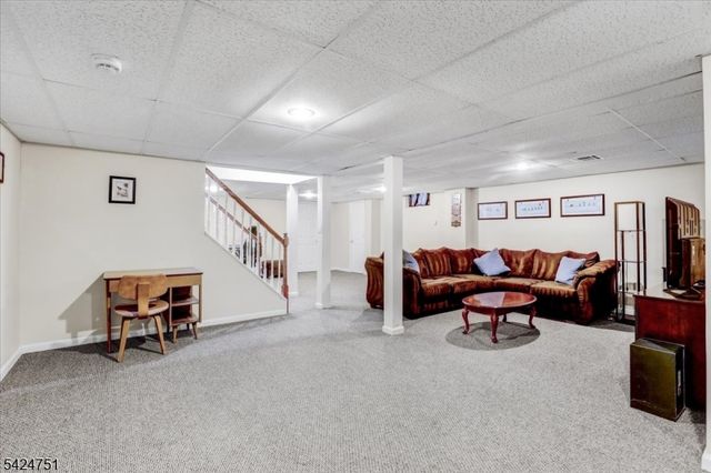 30 Aberdeen Dr, Old Bridge Twp., NJ 08857