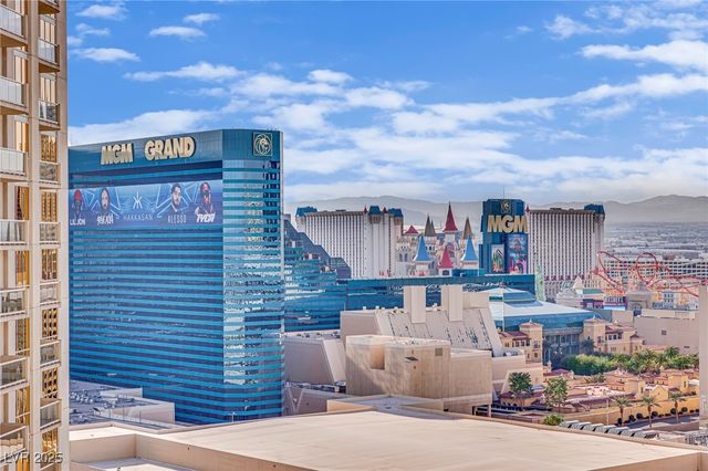 135 East Harmon Avenue 2002 & 2004, Las Vegas, NV 89109