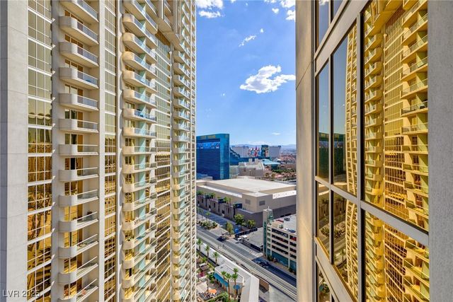 135 East Harmon Avenue 2002 & 2004, Las Vegas, NV 89109