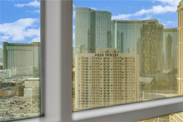 135 East Harmon Avenue 2002 & 2004, Las Vegas, NV 89109