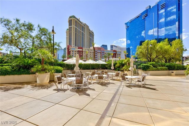 135 East Harmon Avenue 2002 & 2004, Las Vegas, NV 89109